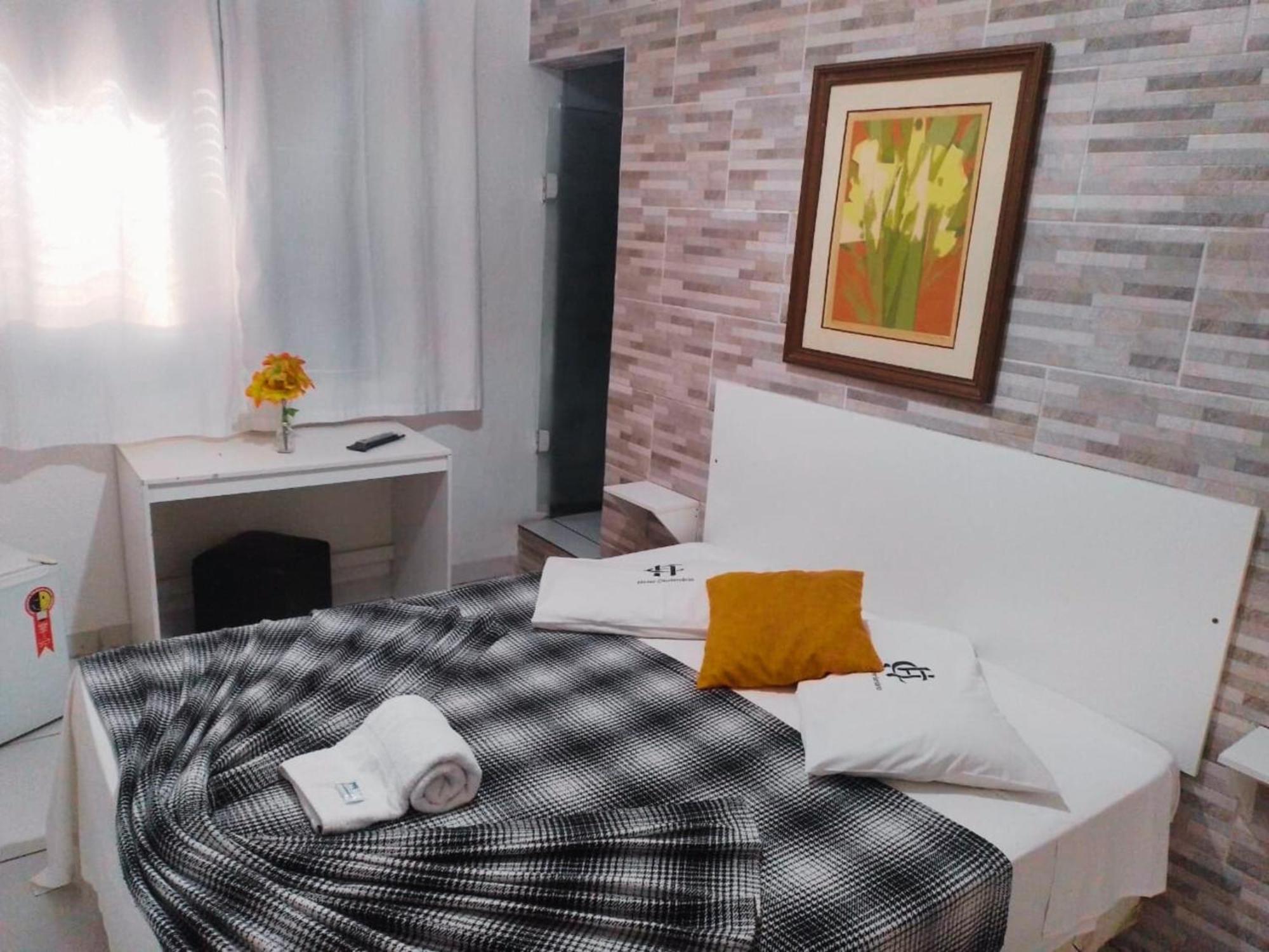 Hotel Centenario Жуиз де Фора Екстериор снимка